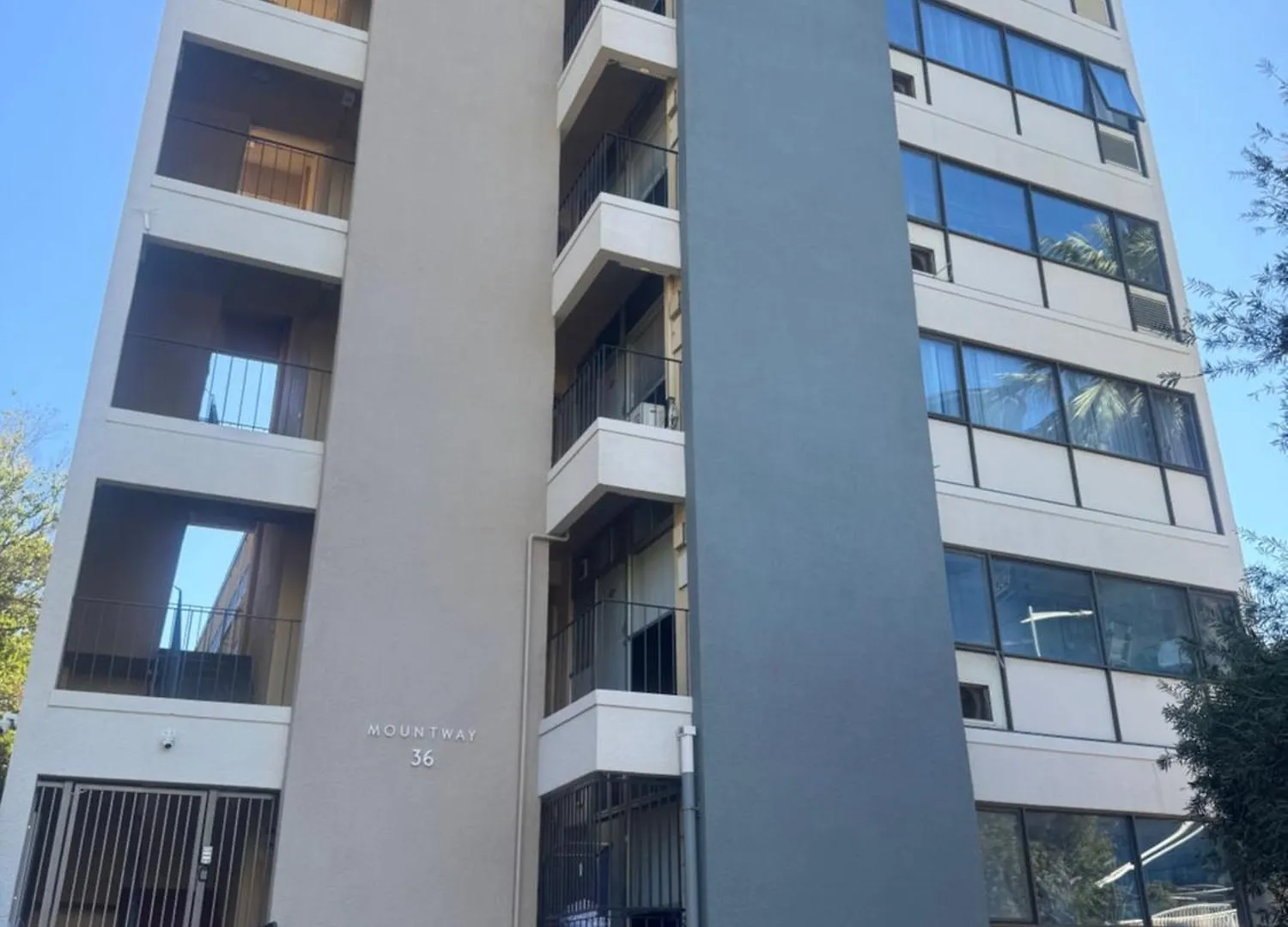 6 Central Perth Hotels Near The Bell Tower Worth Booking