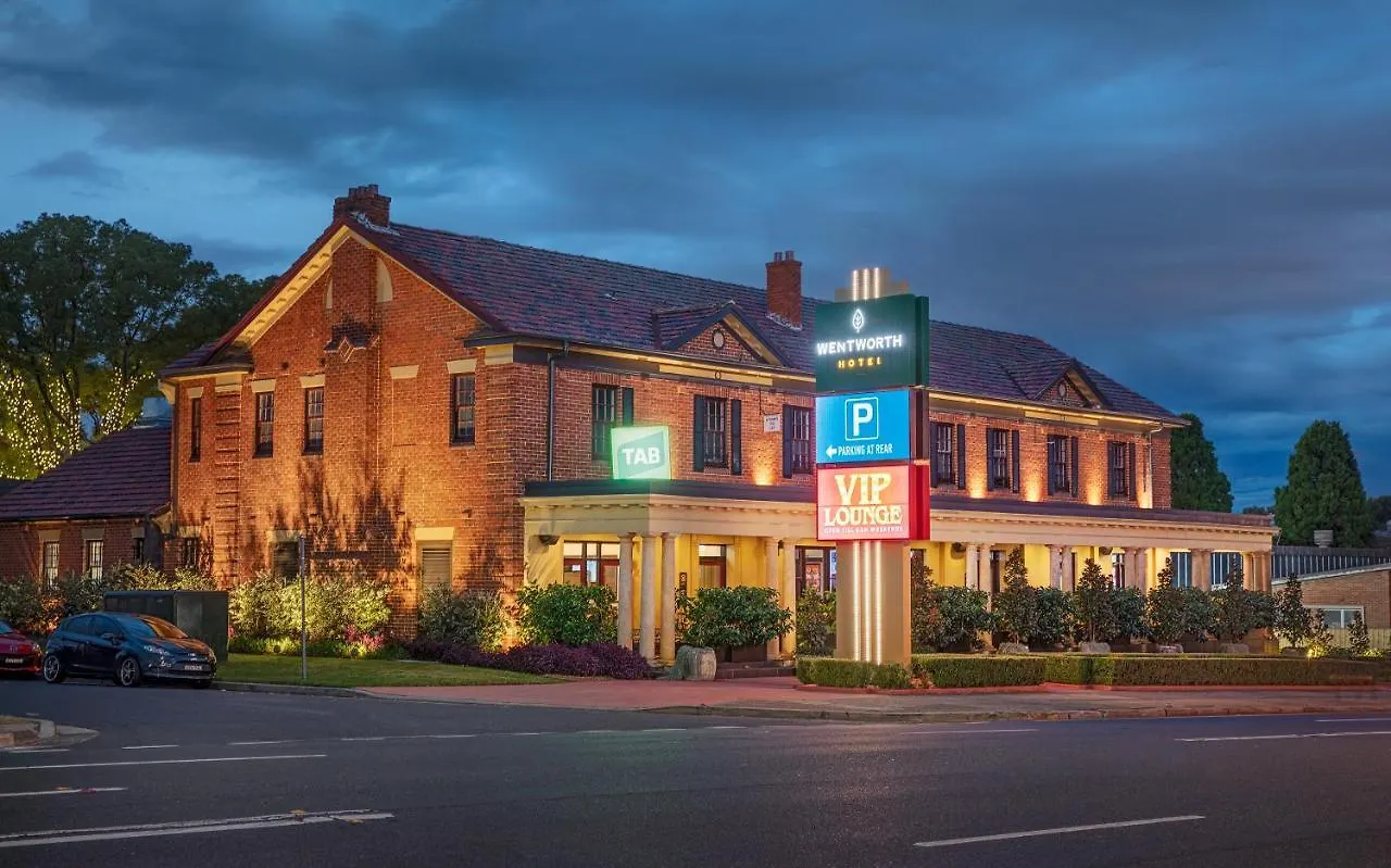 7 Family Hotels Close to Cockatoo Island Worth Booking