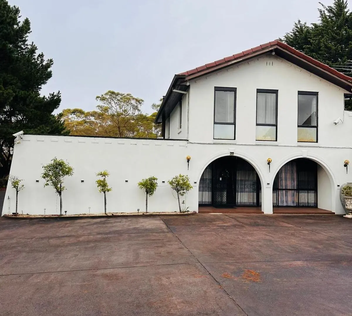 4 Villa Hotels Near Puffing Billy That Deliver Real Seclusion