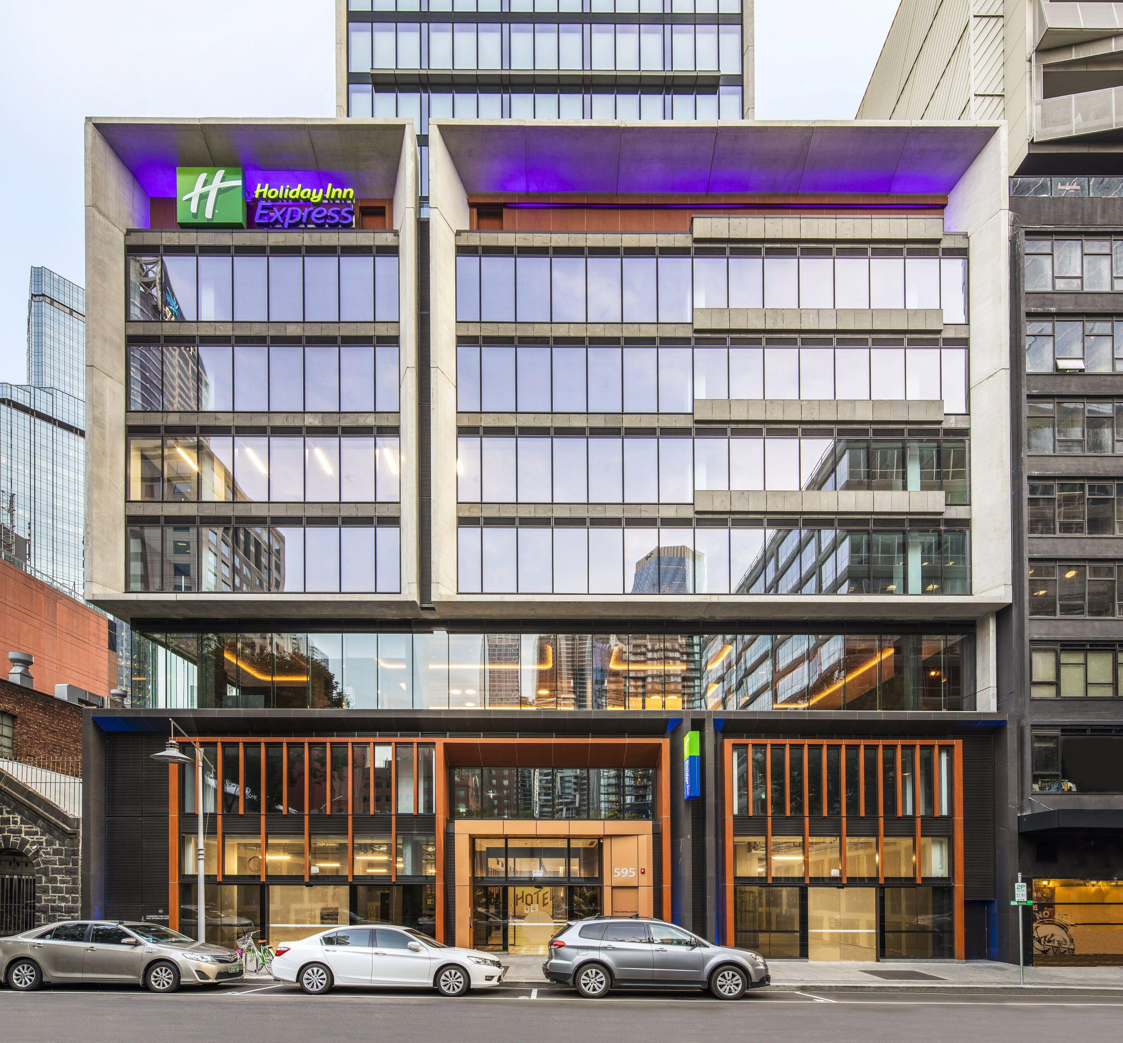 Staying in Collins Street: 15 Business Hotels Compared