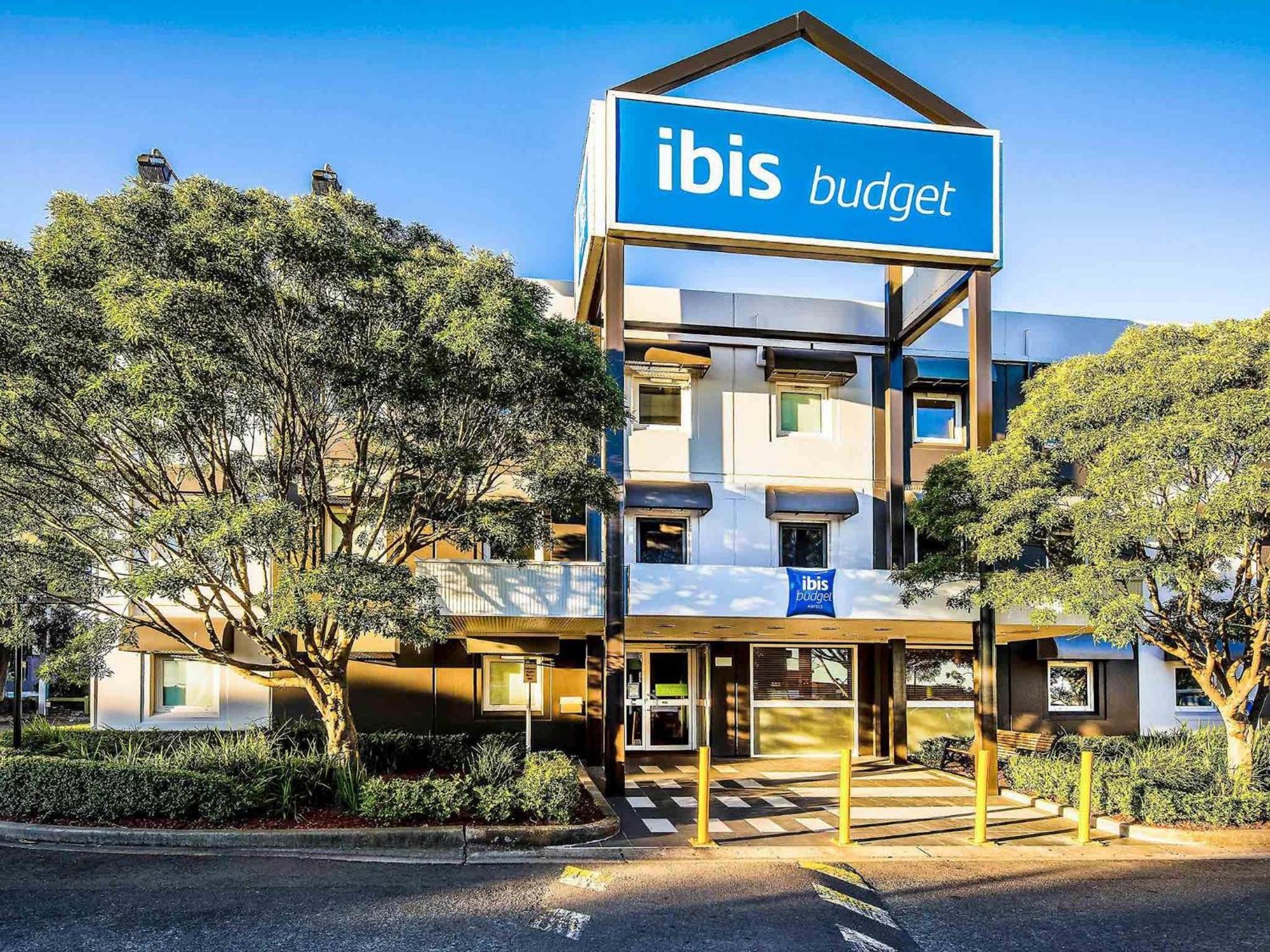 Staying Near Powerhouse Museum: 10 Airport Hotels Compared