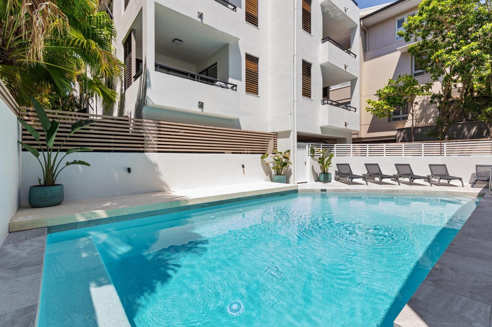 4 Top Luxury Hotels Near Noosa Marina for Waterfront Access